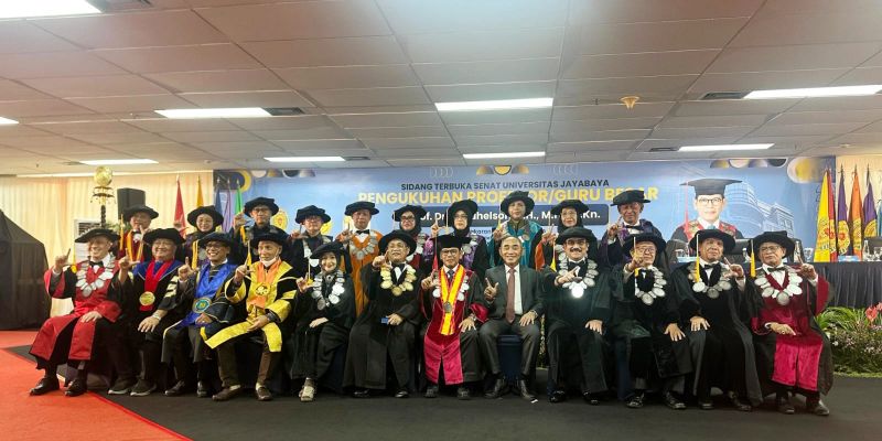 Dipimpin Ketum Peradi Profesional, Yuhelson Dikukuhkan Sebagai Guru Besar