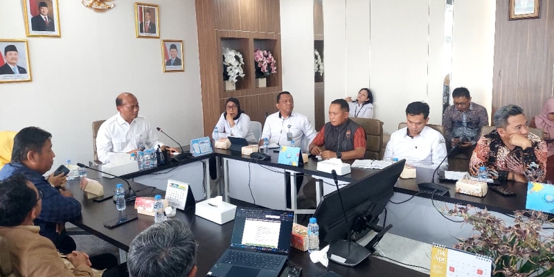 DPRD Indramayu Ajak Masyarakat Pesisir ke KKP Konsultasi PSN Tambak