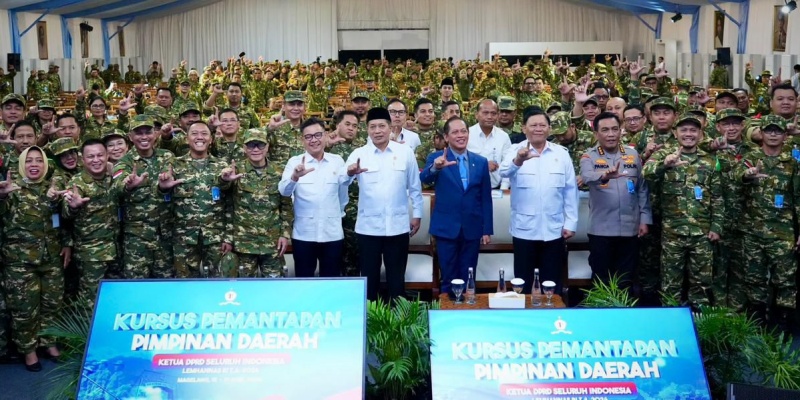 Menkop Ajak DPRD Dukung Kopdes Jadi Mesin Ekonomi Baru