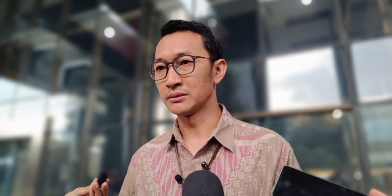 Serentak di Tiga Lokasi, KPK Periksa Pegawai Kemenag dan Bos Travel