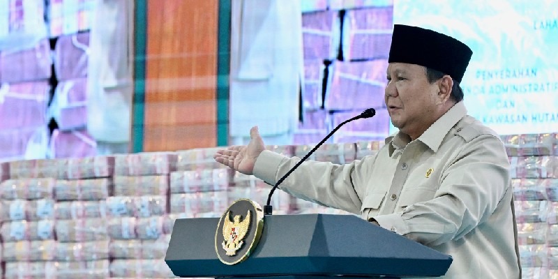 Celios Kritik Prabowo Terlalu Anggap Enteng Rupiah Anjlok