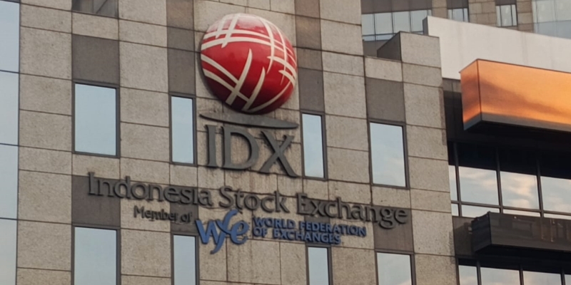 IHSG Terpukul Hebat di Sesi Siang, 611 Saham Masuk Zona Merah