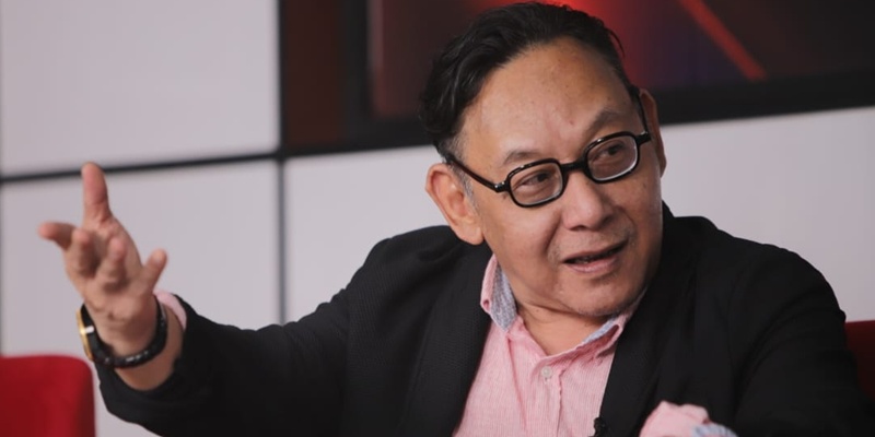 Diplomasi Bumerang, Sirkel Elite Jakarta-Paris