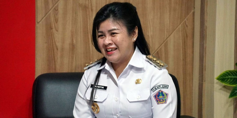 Inilah Bupati Sitaro Chyntia Ingrid Kalangit yang Diborgol Kejati