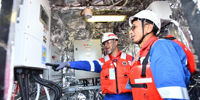 Pertamina Pakai Kapal Angkut Bertenaga Surya, Emisi Karbon Turun 79 Ton/Tahun