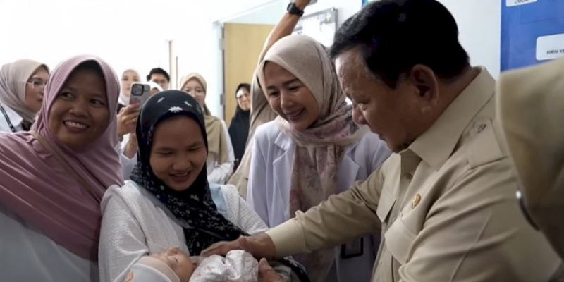 Momen Prabowo Elus Bayi di RSUD M Thohir Krui