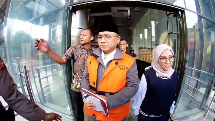 Penahanan Gus Yaqut Diperpanjang 30 Hari