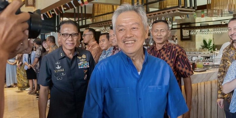 Membaca Tomy Winata: Ketika Modal, Negara, dan Kekuasaan Belajar Bertahan