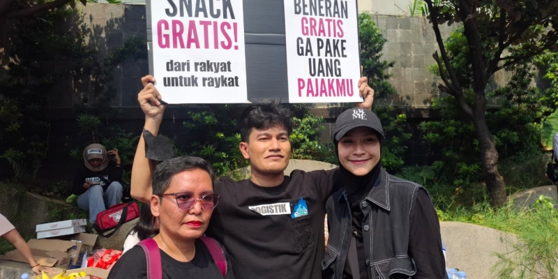 Zaskia Adya Mecca Ikut Demo: Kalau Semua Diam, Siapa yang Akan Menyelamatkan Negeri Ini?