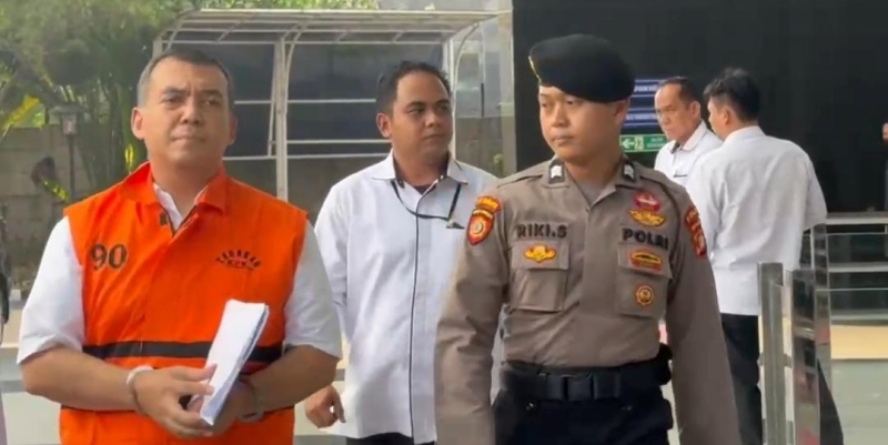 Silmy Karim Diperiksa Perdana KPK dengan Tangan Diborgol