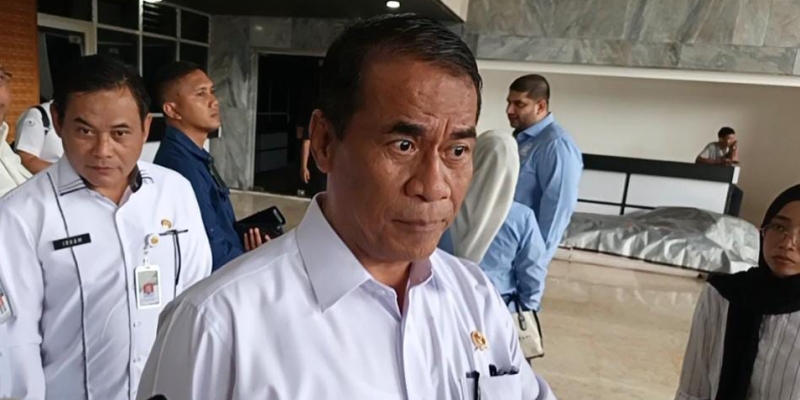 Mentan Ngamuk, Minta Polisi Sikat Tujuh Perusahaan Culas Penolak Tebu Petani