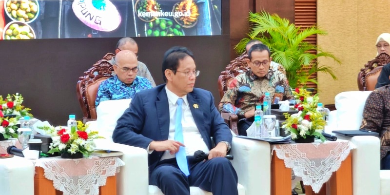 Purbaya Menolak Ungkap Tambahan Anggaran TKD Tunggu Restu Presiden