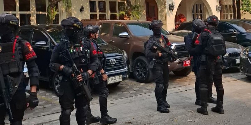 Menko Perlu Turun Tangan Cegah Gesekan Kejagung-Polri
