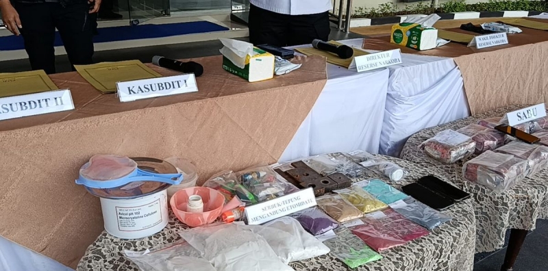 Belajar dari Youtube, Pasutri di Medan Produksi Pil Ekstasi