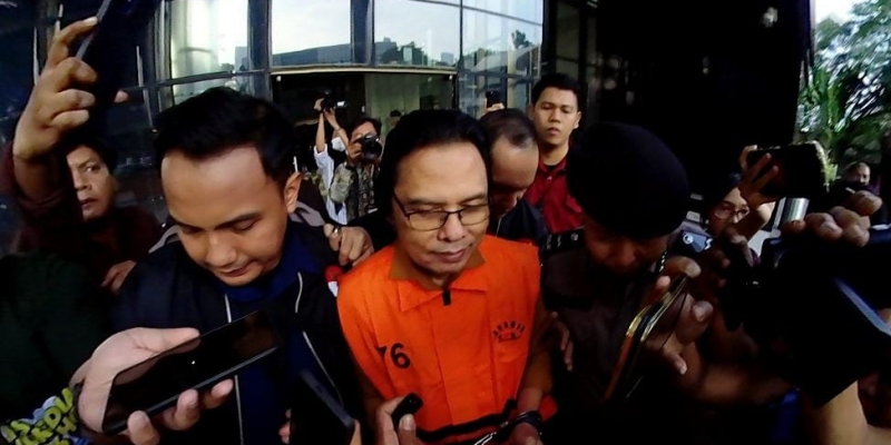 Waduh! Mantan Sekjen MPR Pakai Duit Gratifikasi Buat Pesta Nikah Anak