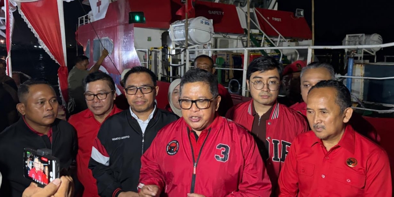 PDIP Lepas Kapal RS Apung Laksamana Malahayati ke Lokasi Gempa NTT