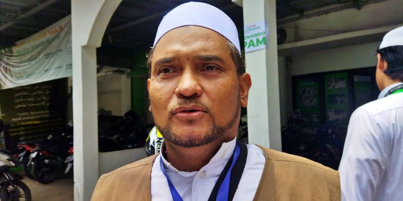 Ustaz Novel: LGBT Bahaya Laten dengan Daya Rusak Luar Biasa