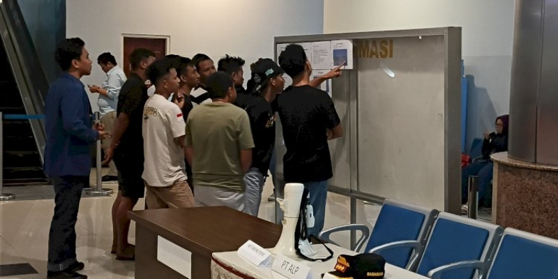 Tragedi KM Mutiara Sentosa 2: Keluarga Cemas Banyak Penumpang Tak Masuk Manifes