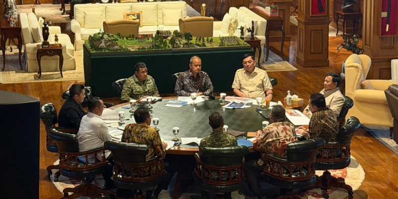Satgas PKH Lapor Pelanggaran Hutan, Prabowo Minta Penegakan Hukum yang Tegas