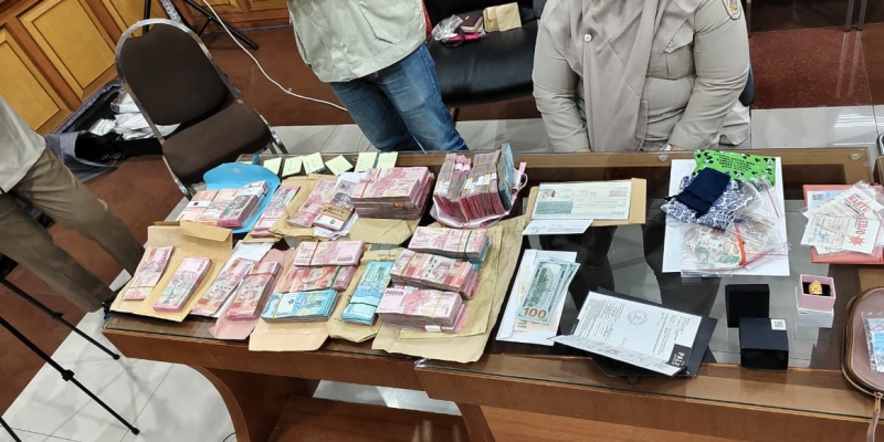 KPK juga Temukan Uang Tunai Dolar AS dan Dolar Singapura saat Geledah BPN Jatim