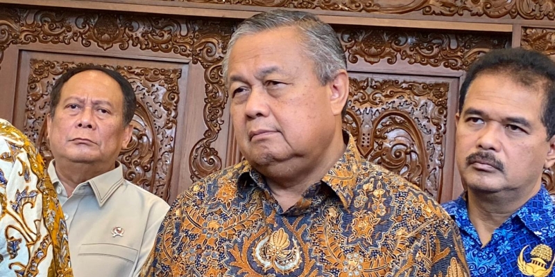 Destry Resmi Pimpin BI, Perry Titip Pesan di Tengah Gejolak Global