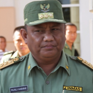 Dukung Imbauan Presiden, Gubernur Rusli Habibie Tolak Mobil Dinas Baru