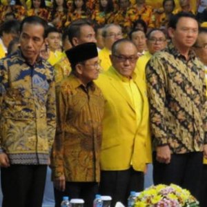 Benang Kuning Jokowi-Ahok