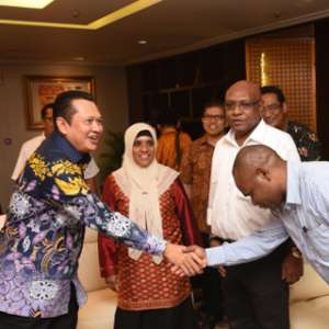 DPR Siap Fasilitasi Penyelesaikan Freeport Dengan Pekerja