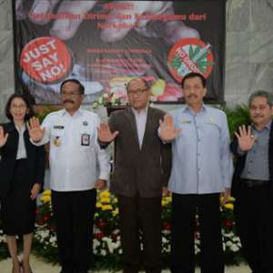 Setjen Dan BK DPR Berkomitmen Perangi Narkotika