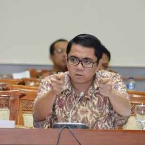 Anggota Komisi III Ini Ingin Investigasi Jual Beli Perkara