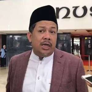 Fahri: Jokowi Harus Berani Terbuka Seperti Sandi