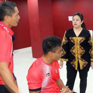 Menko PMK Beri Dukungan Langsung Tim Ganda Putra Indonesia Di Asian Para Games