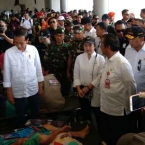 Menko Puan Dampingi Presiden Kunjungi Korban Bencana Sulteng