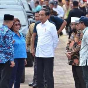 Presiden Jokowi Tinjau Penataan Kawasan Nelayan Kampung Sumber Jaya Bengkulu