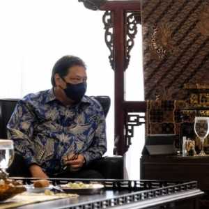 Menko Perekonomian Airlangga Hartarto dan Presiden COP26 Alok Sharma/RMOL