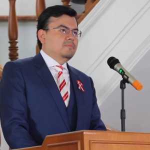 Kuasa Usaha Kedubes Peru, Francisco Gutierrez Figueroa menyampaikan sambutannya pada perayaan 200 tahun kemerdekaan Peru di Kedubes Peru, Jakarta pada Rabu, 28 Juli 2021/RMOL