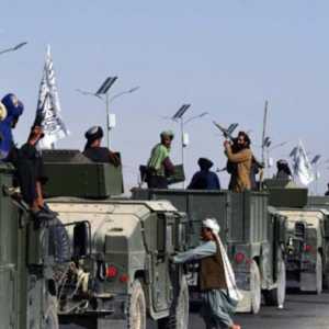 Kemeriahan terlihat di sepanjang jalan di Kota Kandahar, Afghanistan, pada Rabu1 September ketika Taliban merayakan kemenangannya dengan pawai militer/Net
