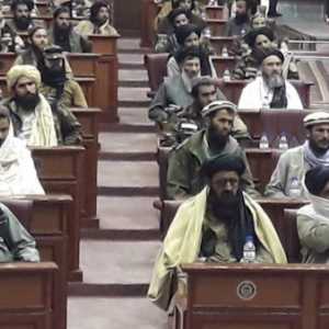Komisi Pemurnian Imarah Islam Afghanistan menggelar pertemuan di parlemen Afghanistan pada Jumat (12/11)/Repro