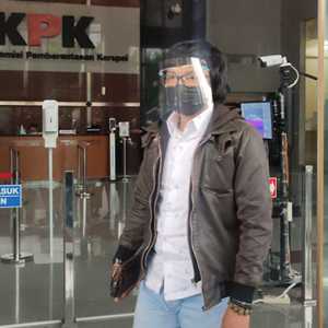 Aliza Gunado usai diperiksa KPK dalam kasus korupsi yang melibatkan Azis Syamsuddin/RMOL