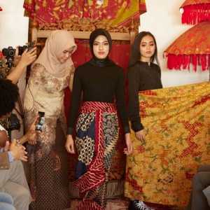 Peragaan busana batik di Indonesian Cultural Day yang digelar KBRI Nairobi/Ist
