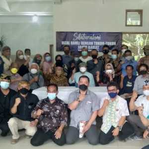 Sejumlah tokoh dari Jawa Barat menggelar silaturahmi bersama tokoh senior DR. Rizal Ramli di kediaman Rizal Ramli yang berada di Jalan Pasirmuncang, Bandung, Rabu (5/1)/Ist