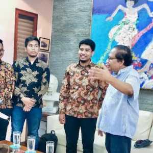 Begawan ekonomi, Rizal Ramli menerima kunjungan Badan Eksekutif Mahasiswa (BEM) Universitas Sumatera Utara/Ist