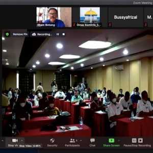 Tangkapan layar pertemuan Dewan Kehormatan PWI (DK-PWI) se-Indonesia yang berlangsung di Hotel Zahra, Kendari, Sulawesi Tenggara, Selasa (8/2)/Ist