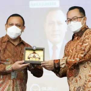 Ketua KPK Firli Bahuri dan Rektor IPB Arif Satria/Ist