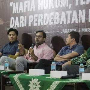 Haris Azhar saat bertandang ke PP Muhammadiyah, Selasa (22/3)/RMOL