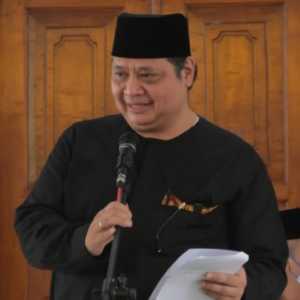 Menteri Koordinator Bidang Perekonomian, Airlangga Hartarto di Pondok Pesantren Suryalaya, Tasikmalaya/Ist