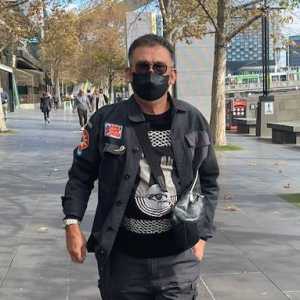 Wartawan senior Ilham Bintang saat menikmati suasana di Kota Melbourne/Ist