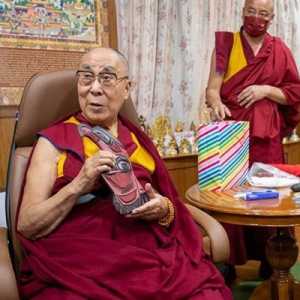Delegasi AS untuk Tibet Bertemu Dalai Lama di Dharamshala, Bahas Tradisi Kebebasan dan Demokrasi