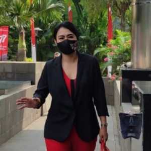 Presenter TV, Brigita Manohara tiba di gedung KPK RI, Jakarta untuk diperiksa sebagai saksi kasus dugaan suap/RMOL