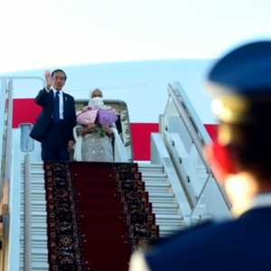 Usai Sampaikan Pesan Zelinsky kepada Putin, Jokowi Langsung bertolak ke Abu Dhabi